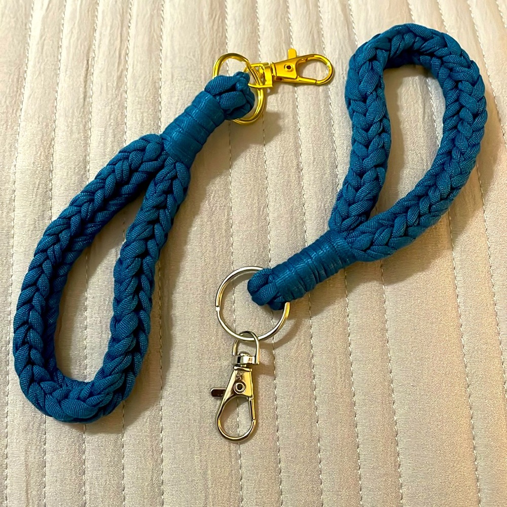 Handmade stretchy crochet keychain wristlet. Specify gold or silver clasp.